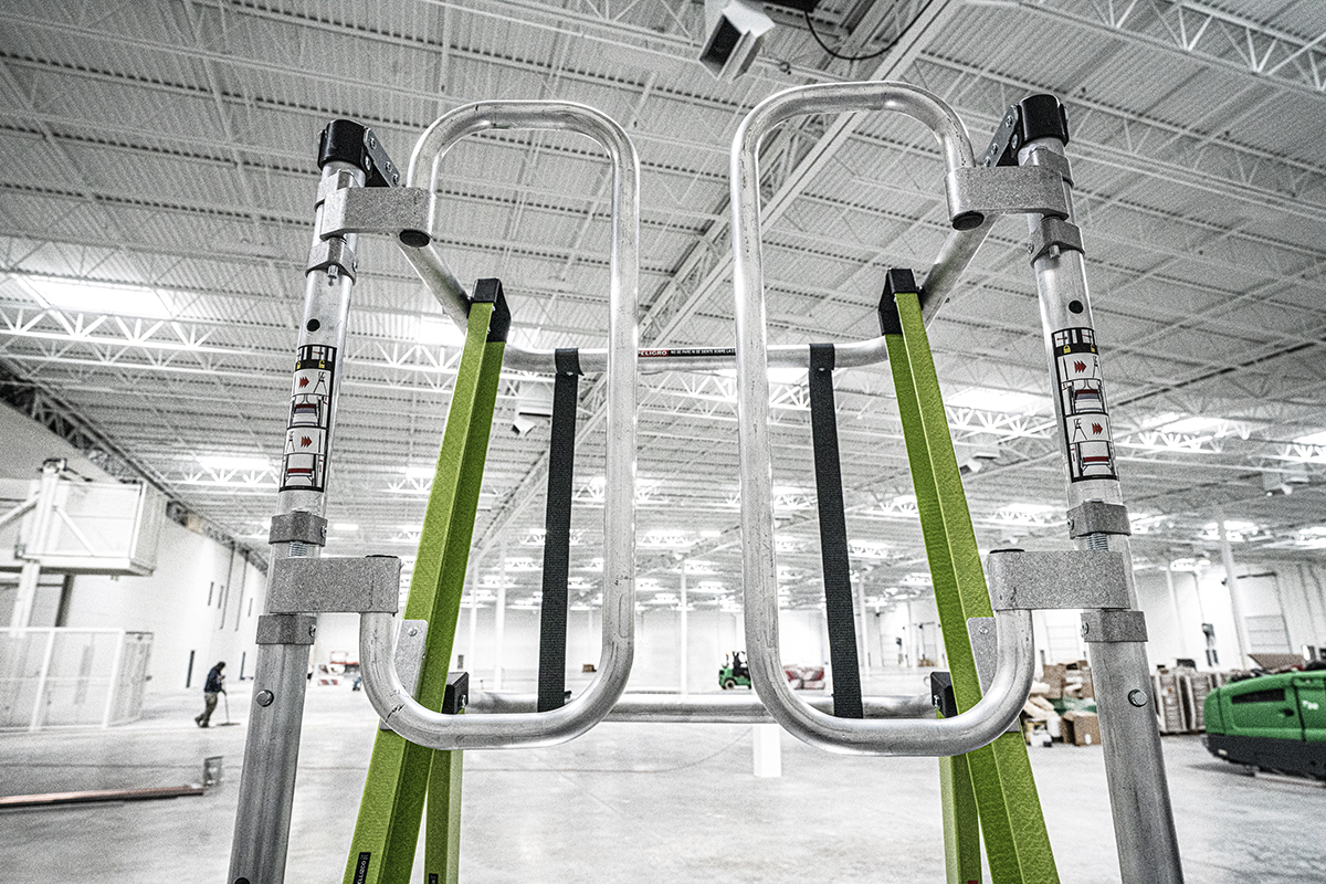 Leitern & Tritte JUMBO Giant GFK-Plattformleiter aus Glasfaserkunststoff Leitern & Tritte