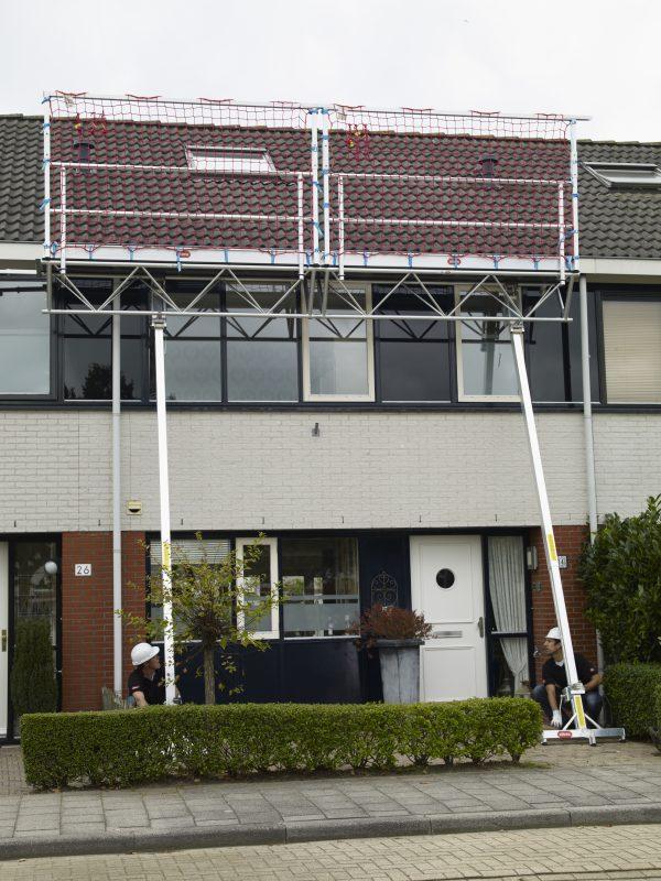ALTREX Modulare Dreieckbühne – Absturzsicherung für geneigte Dächer und Flachdächer – 6,00 bis 12,00 m Länge
